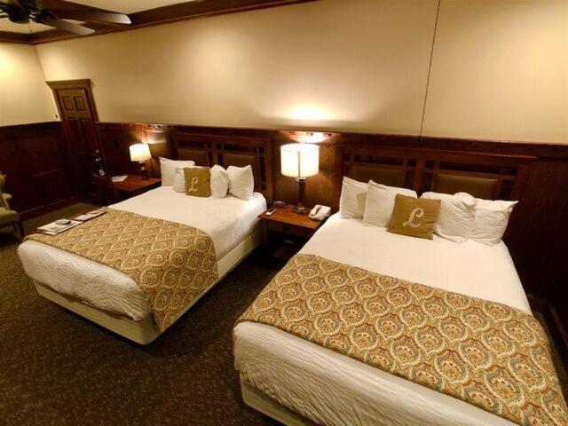 The At Cloudcroft